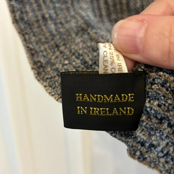 Helena Ruuth Handmade in Ireland Cotton/Rayon One Size Super Soft Scarf - Picture 4 of 5